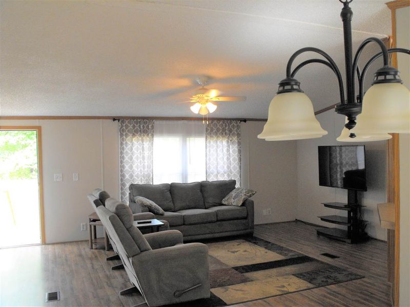 150 Green Valley Dr, Franklinton, NC 27525