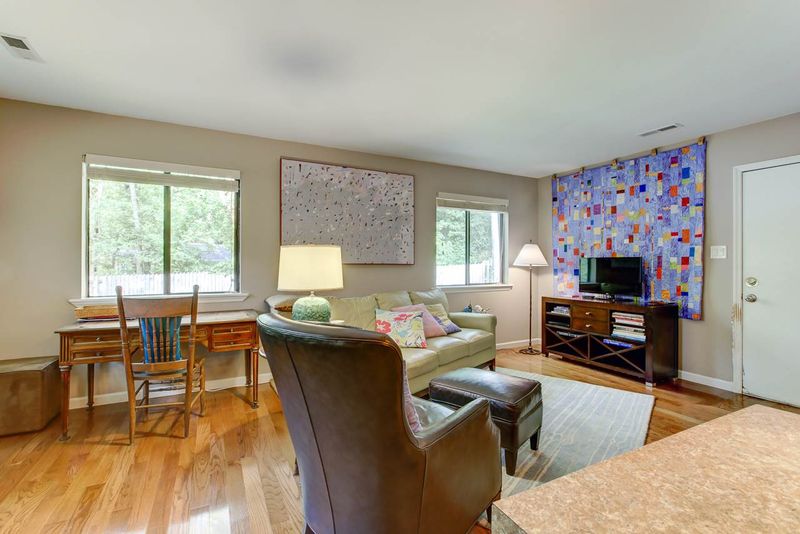 150 Hanks St #5, Pittsboro, NC 27312