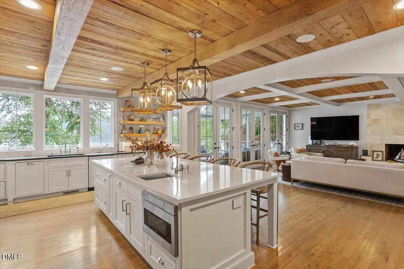 150 Lochwood W Dr, Cary, NC 27518