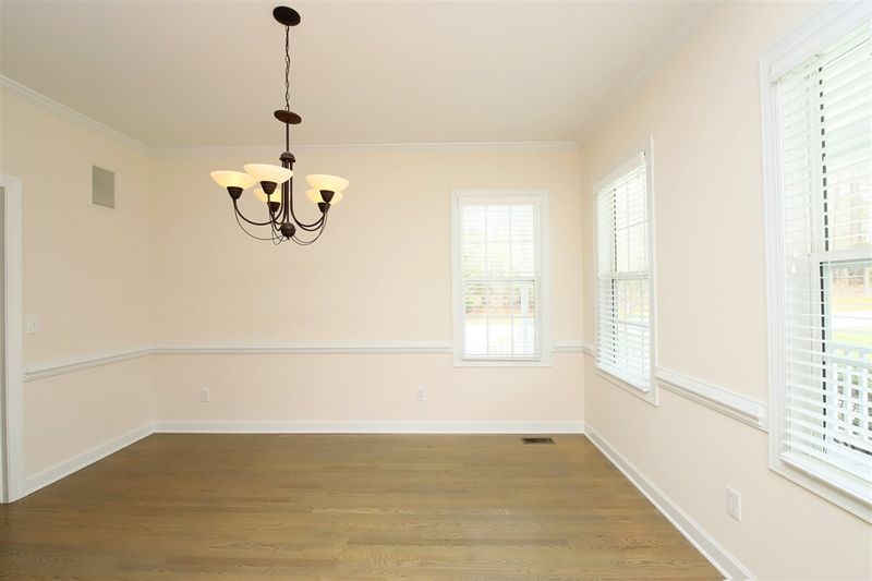 150 Marlowe Dr, Youngsville, NC 27596