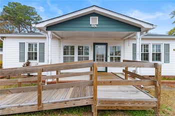 150 Old Vander Rd, Fayetteville, NC 28312