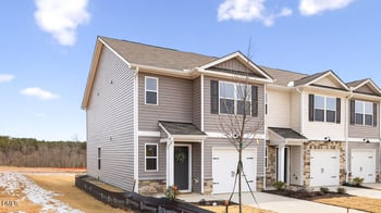 150 Rusling Leaf Dr, Fuquay Varina, NC 27526