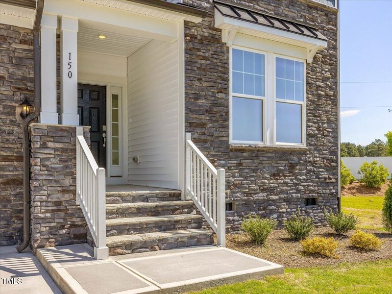 150 Whimbrel Ct, Lillington, NC 27546