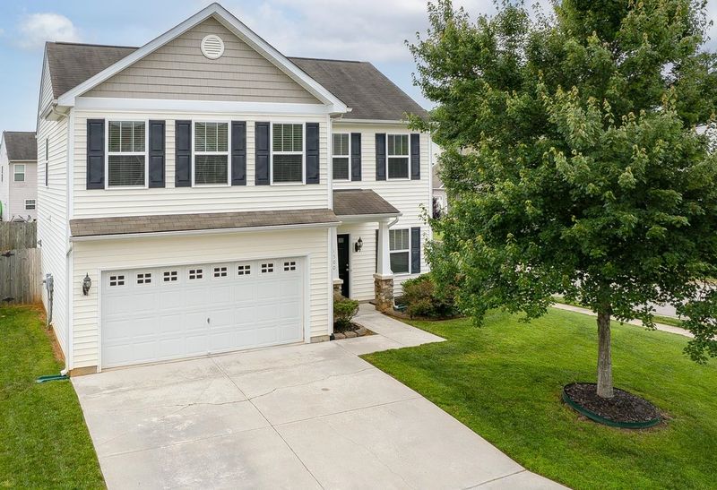 1500 Copper Cir, Mebane, NC 27302