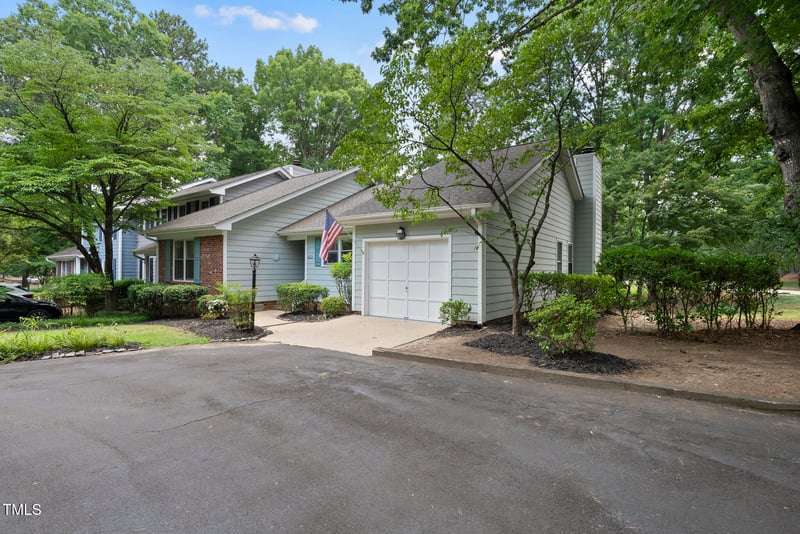 1500 Laureldale Dr, Raleigh, NC 27609