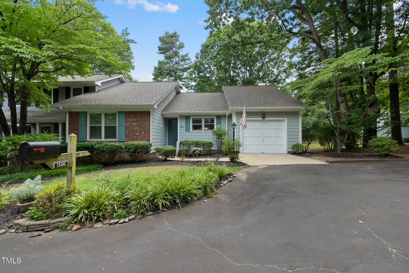 1500 Laureldale Dr, Raleigh, NC 27609