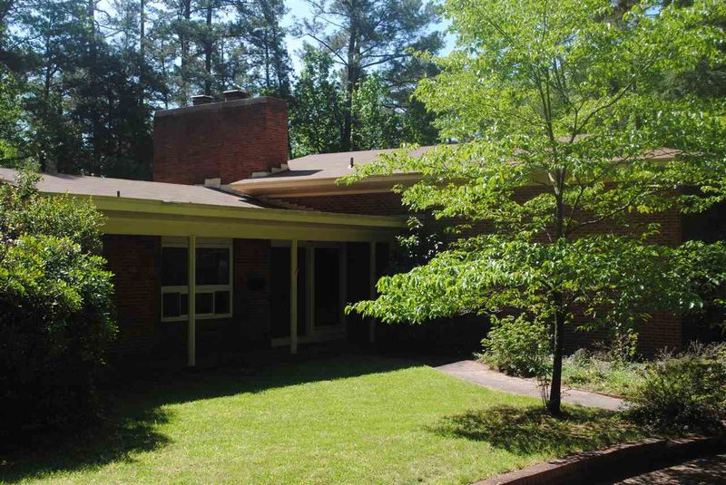 1500 Michaux Rd, Chapel Hill, NC 27514