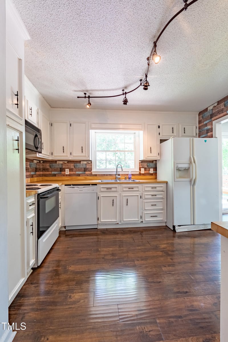 1500 Prisma Ct, Raleigh, NC 27612