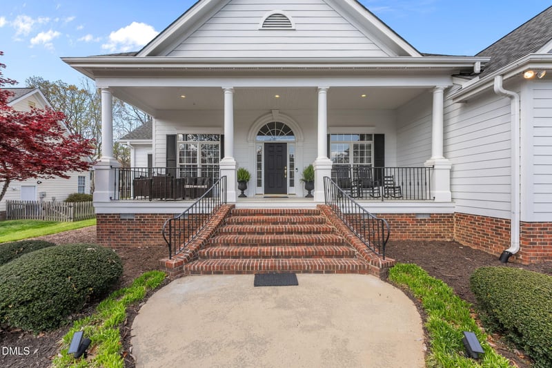 1500 St Andrews Dr, Mebane, NC 27302