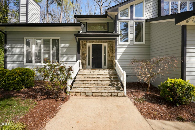 1500 Surfbird Ct, Raleigh, NC 27615