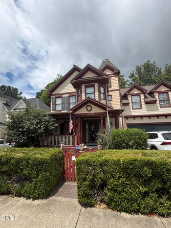 1500 Town Home Dr, Apex, NC 27502