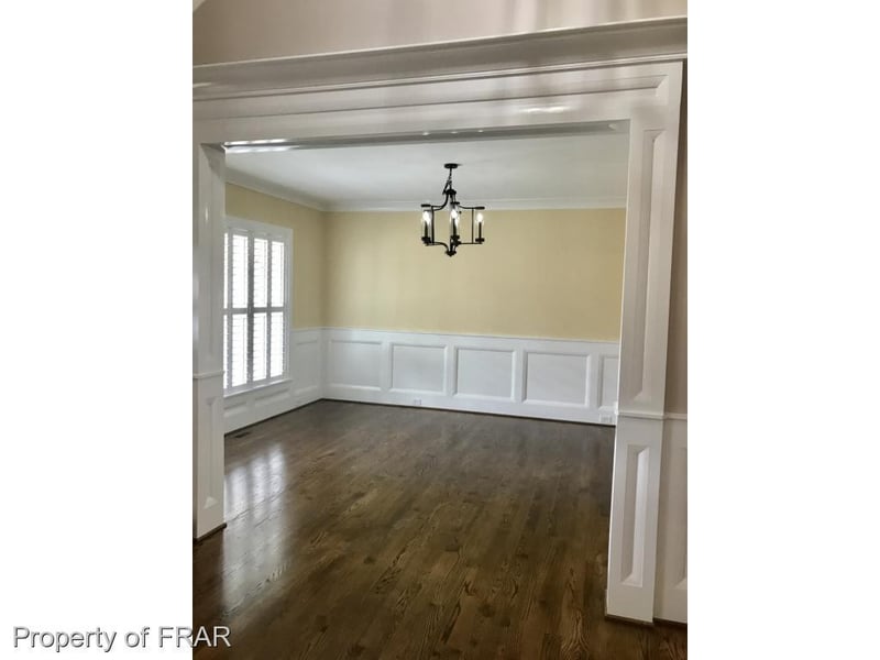 1500 Tullamore Ln, Fayetteville, NC 28301