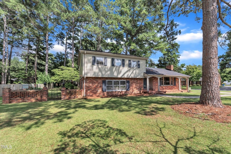 1500 Wellons Ave, Dunn, NC 28334
