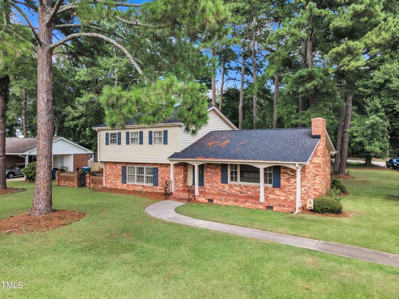 1500 Wellons Ave, Dunn, NC 28334