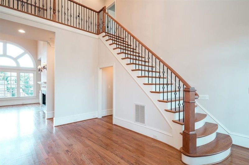 1501 Barony Lake Way, Raleigh, NC 27614
