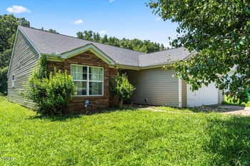 1501 Clooney Ln, Charlotte, NC 28262