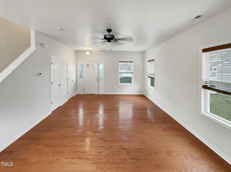 1501 Copper Cir, Mebane, NC 27302