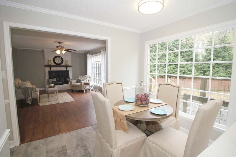 1501 Laughridge Dr, Cary, NC 27511