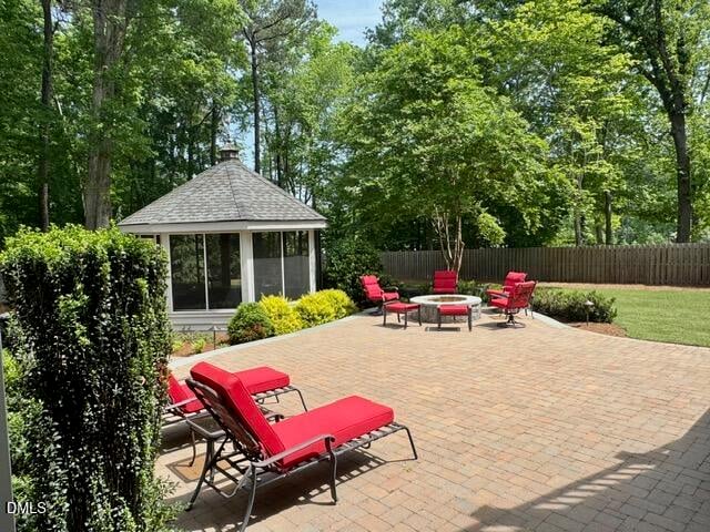 1501 Leanne Ct, Raleigh, NC 27606