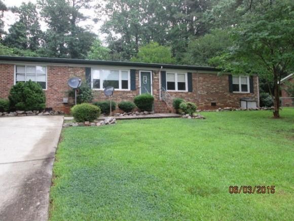 1501 Pinehurst St, Sanford, NC 27330