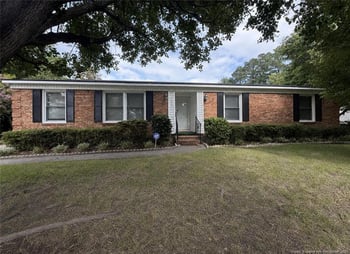 1501 Skycrest Dr, Fayetteville, NC 28304