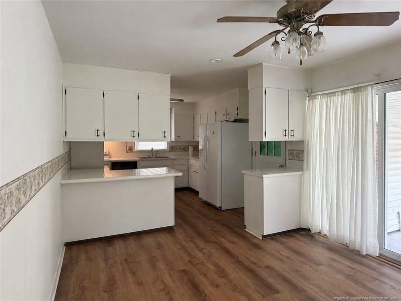 1501 Skycrest Dr, Fayetteville, NC 28304
