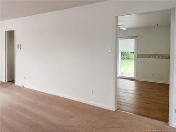 1501 Skycrest Dr, Fayetteville, NC 28304