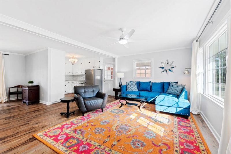 1501 St Albans Dr, Raleigh, NC 27609