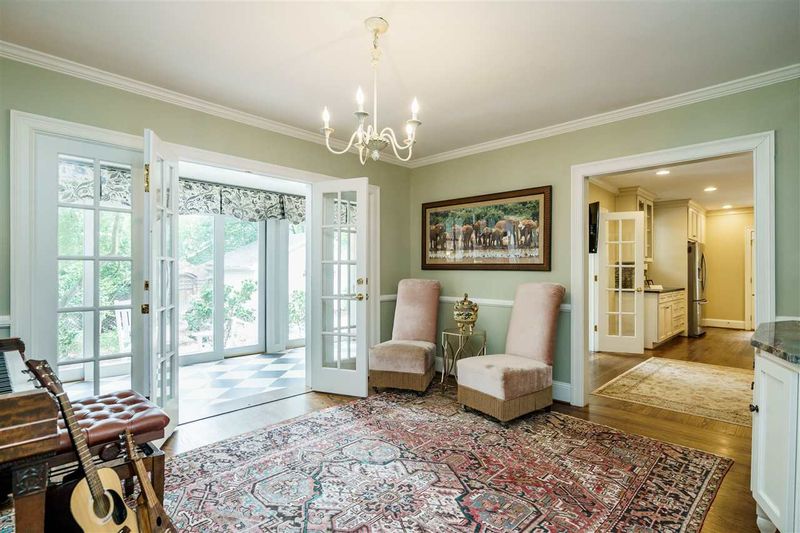1501 St Marys St, Raleigh, NC 27608