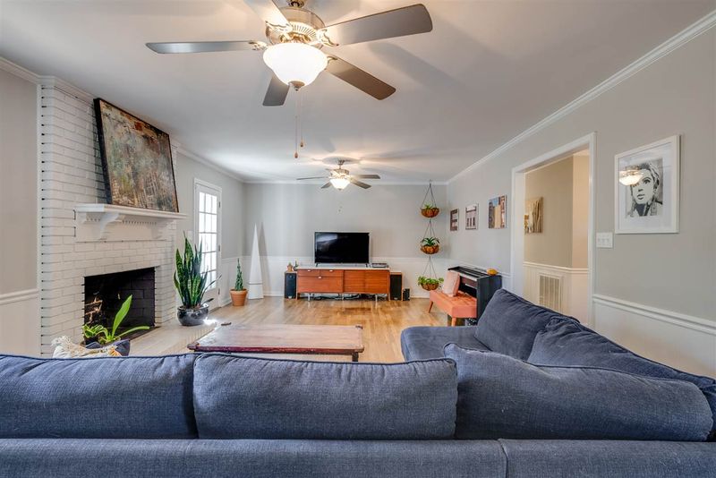 1501 Vandora Springs Rd, Garner, NC 27529