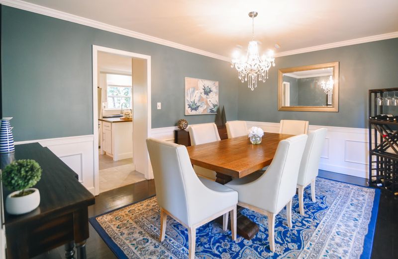 1501 Windbur Pl, Raleigh, NC 27609
