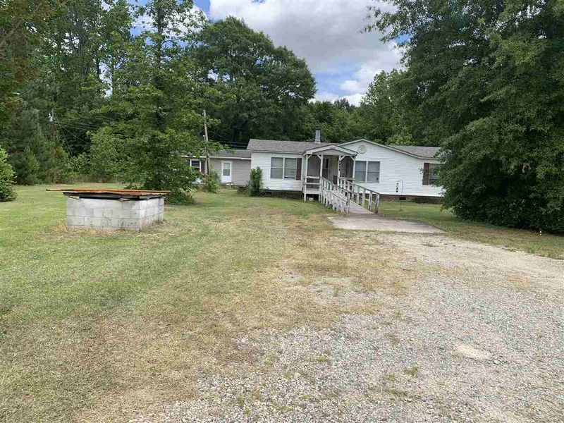 1502 Brinkley Rd, Dunn, NC 28334
