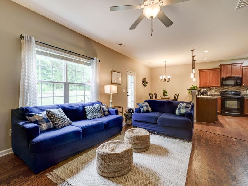 1502 Cozart St, Durham, NC 27704