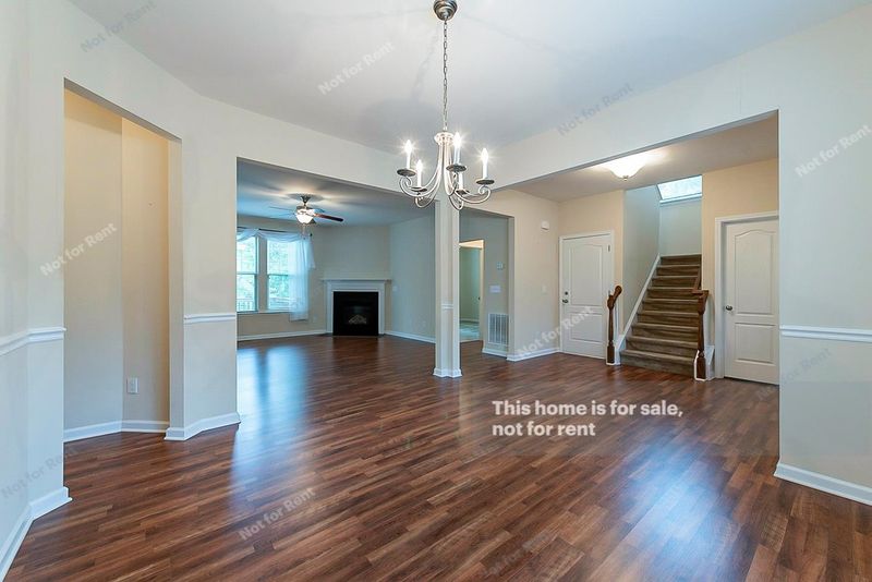 1502 Eagle Lodge Ln, Durham, NC 27703