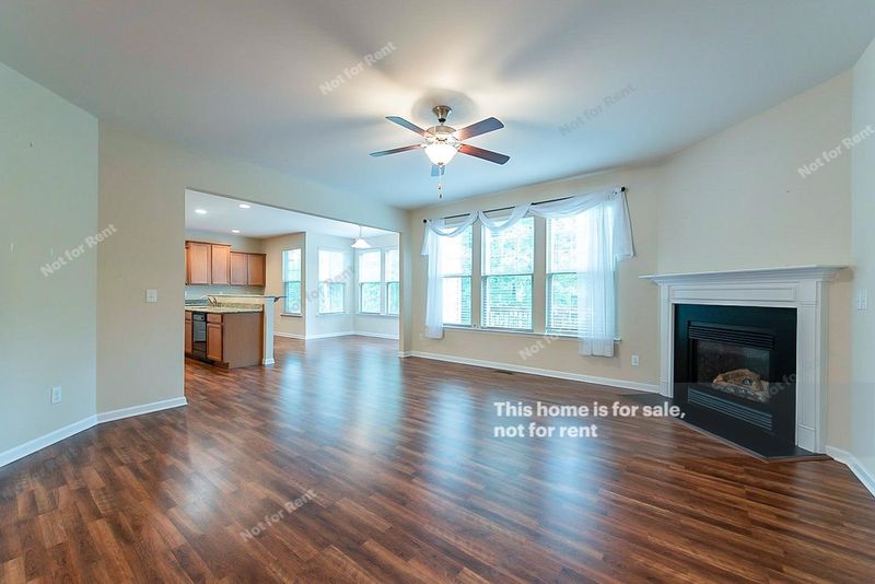 1502 Eagle Lodge Ln, Durham, NC 27703