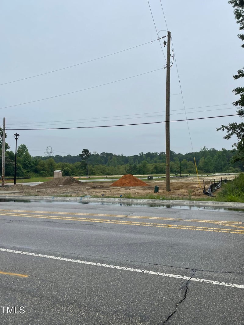 1502 Erwin Rd, Dunn, NC 28334