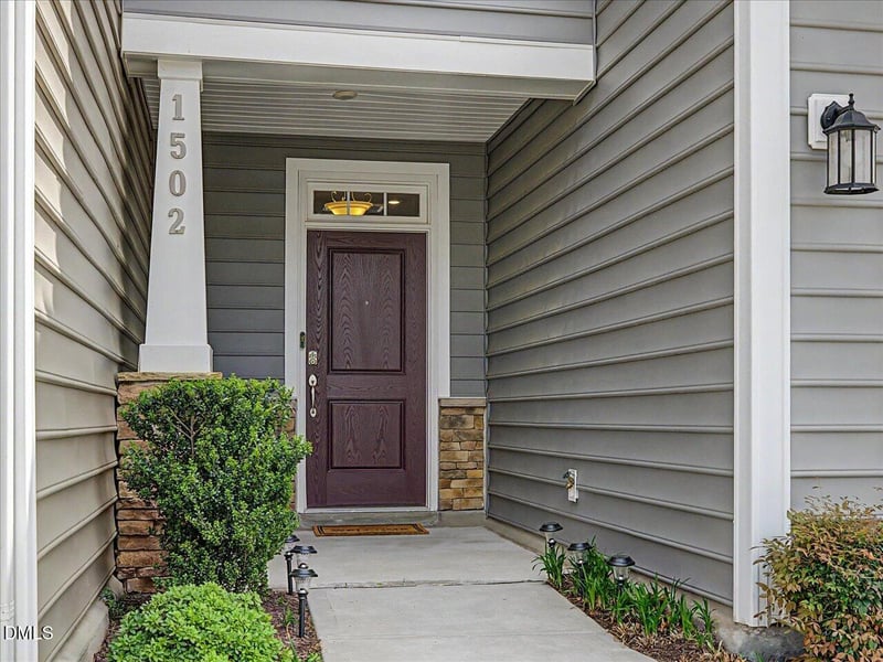 1502 Farm Pond Trl, Durham, NC 27703