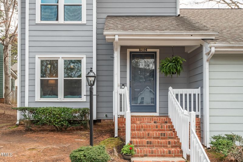 1502 Ferncliff Cir, Raleigh, NC 27609
