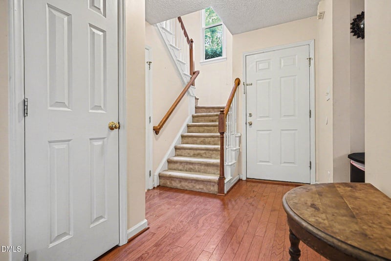 1502 Oakland Hills Way, Raleigh, NC 27604