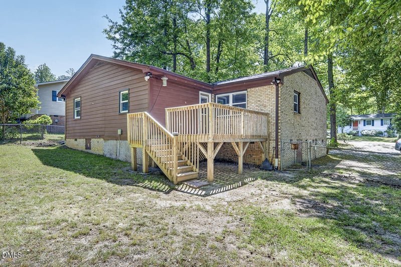 1502 Woodland Rd, Garner, NC 27529