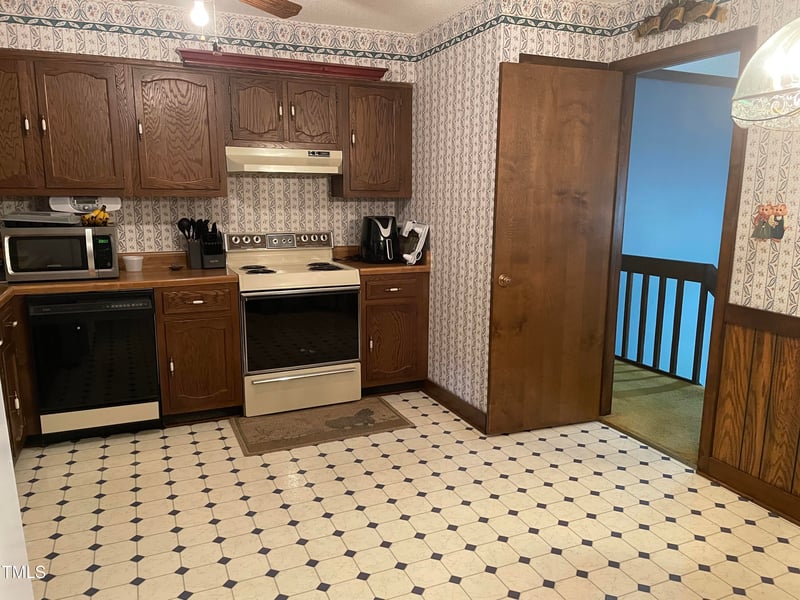 1503 Ainsworth St, Garner, NC 27529