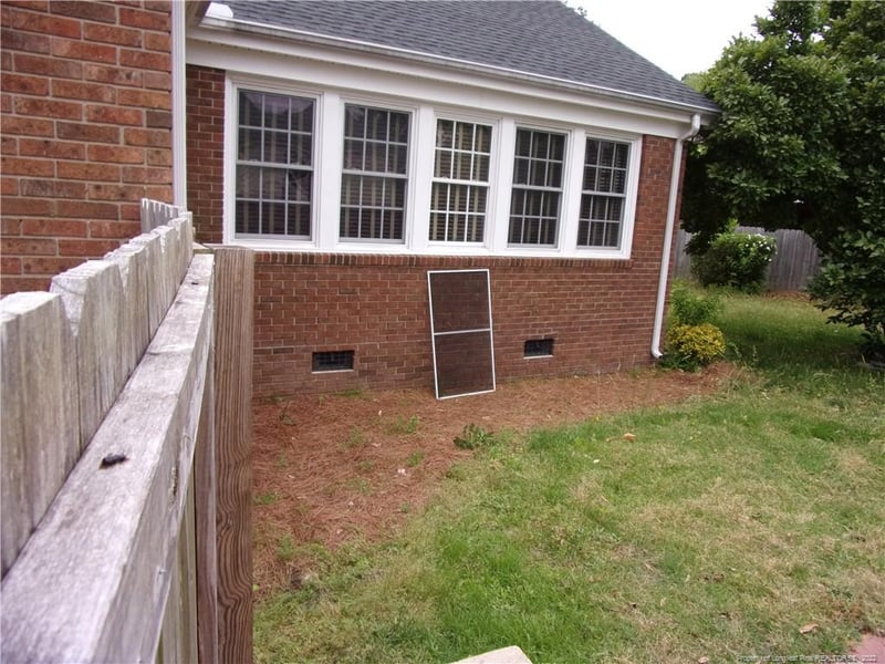 1503 Fairview St, Dunn, NC 28334