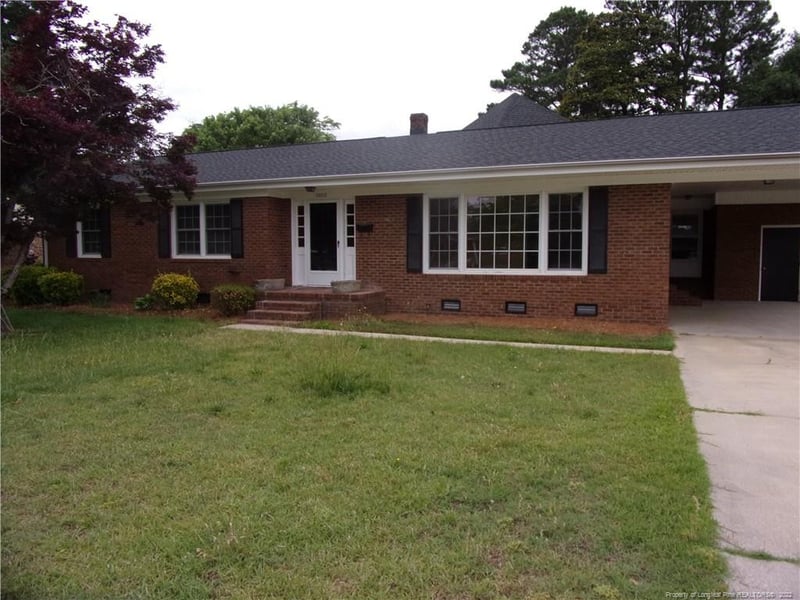 1503 Fairview St, Dunn, NC 28334