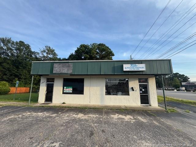 1503 Hope Mills Rd, Fayetteville, NC 28303