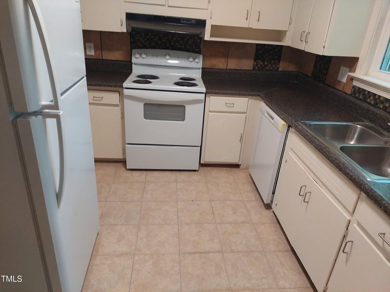 1503 Laurel St, Goldsboro, NC 27530