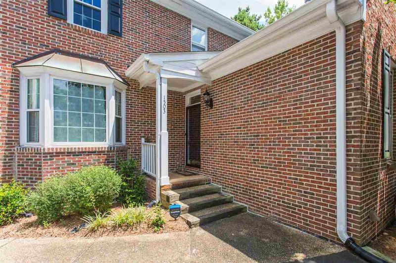 1503 Village Glenn Dr, Raleigh, NC 27612