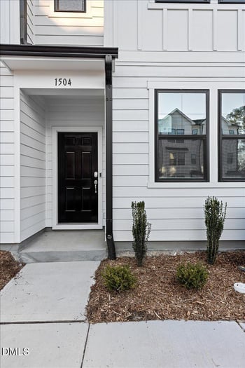 1504 Crescent Townes Way, Raleigh, NC 27604