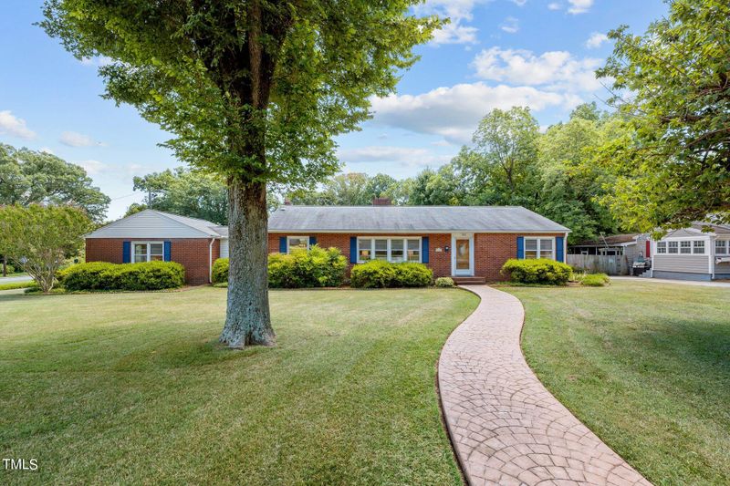 1504 W Front St, Burlington, NC 27215