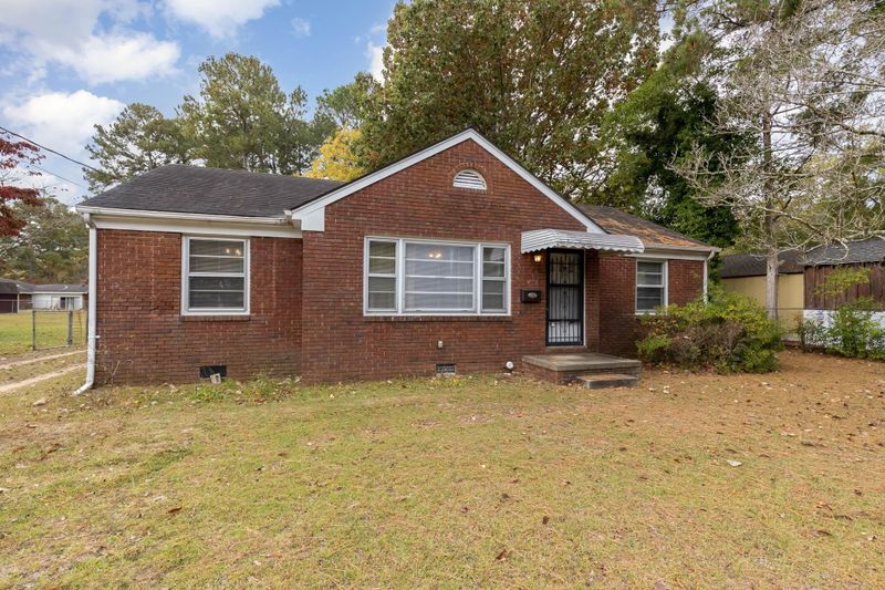1504 Hawthorne St, Goldsboro, NC 27530