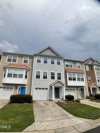 1504 Haywards Heath Ln, Apex, NC 27502